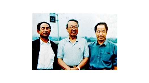 楊金泉、劉俊謙與聯(lián)合國副秘書長的合影